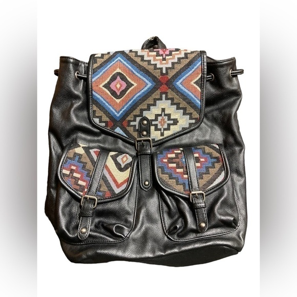 Aztec Print Drawstring Snap Closure Backapack - Picture 1 of 15